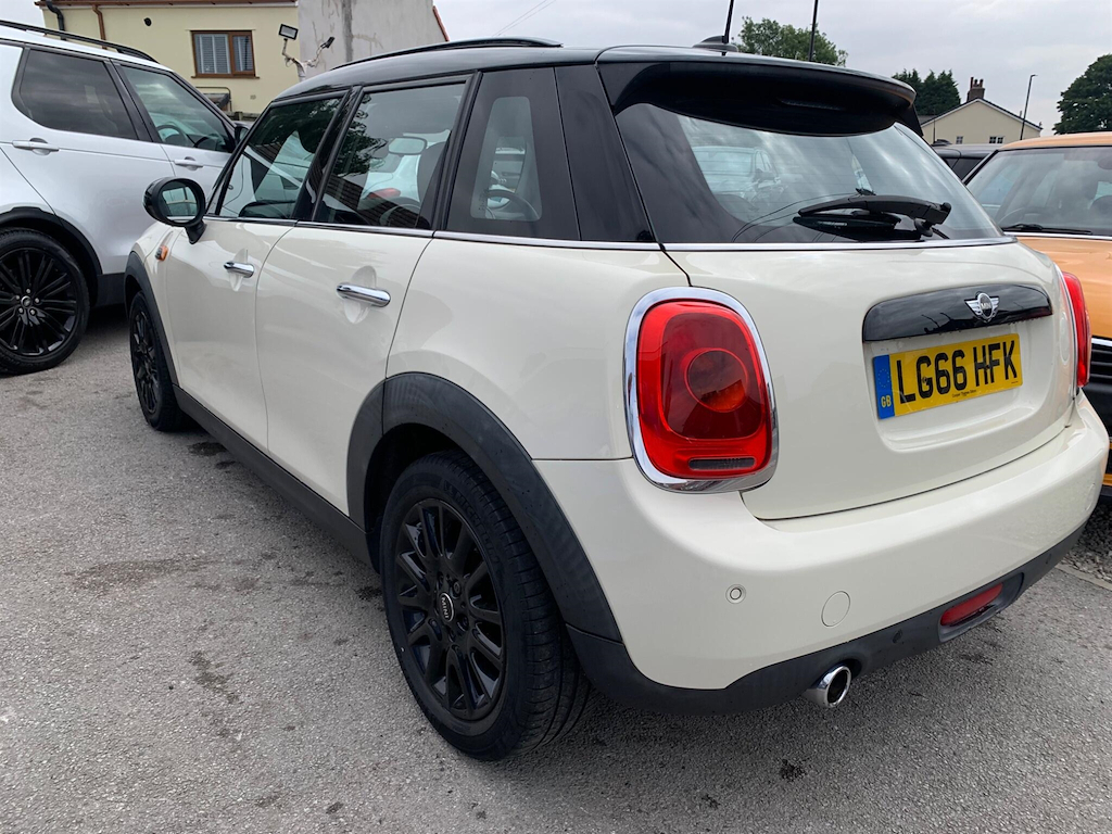 Mini Hatch 1.2 One Euro 6 Ss White #8