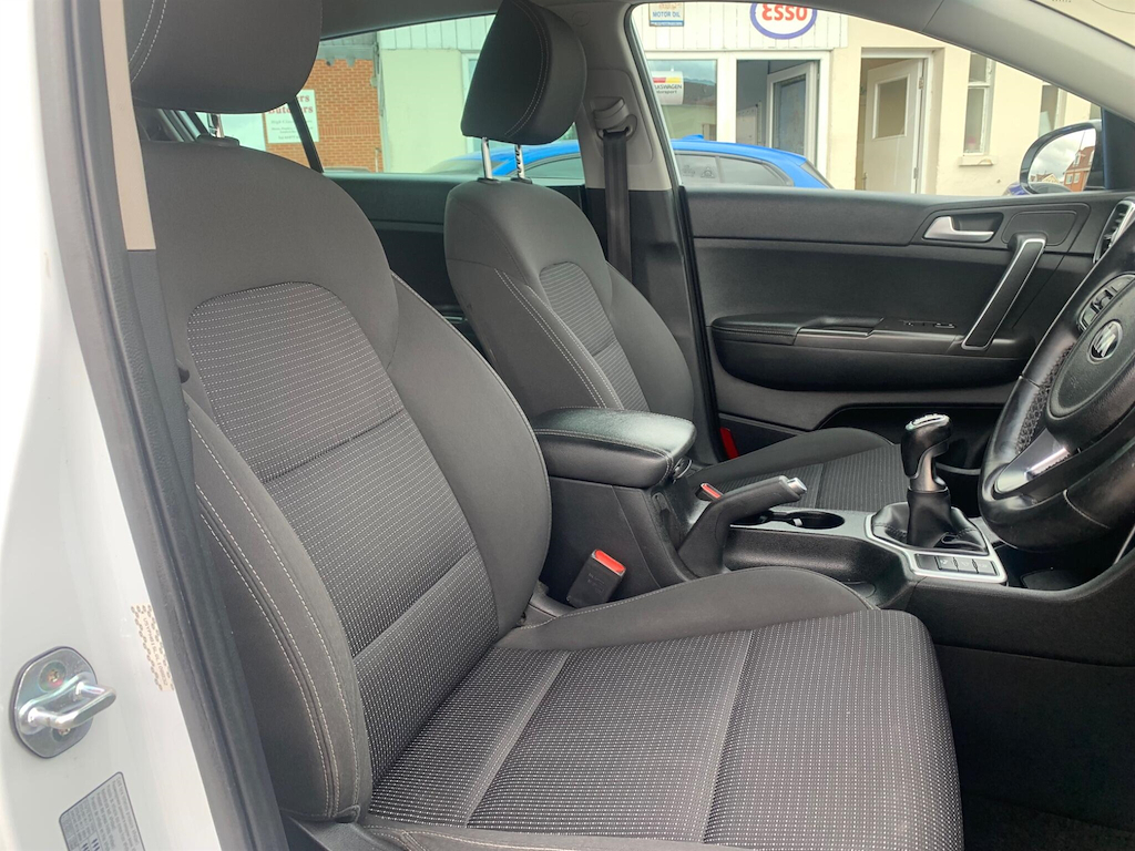 Kia Sportage 2 Silver #20
