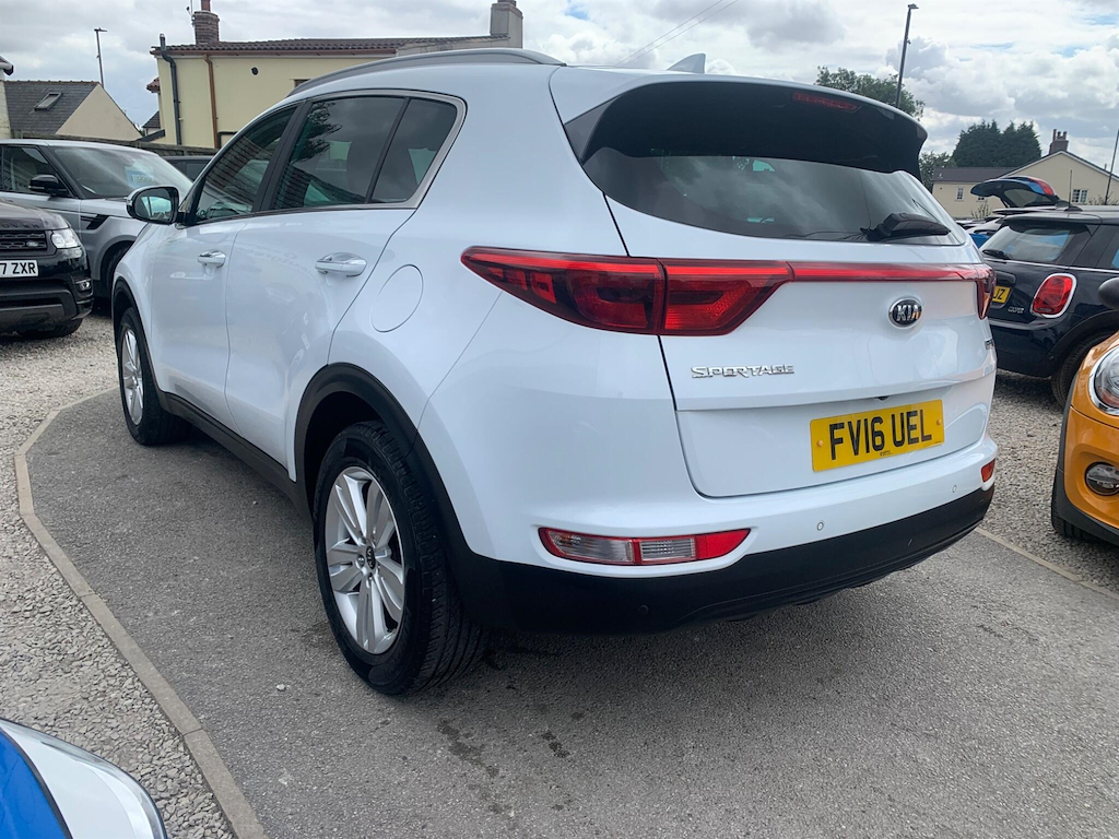 Kia Sportage 2 Silver #10