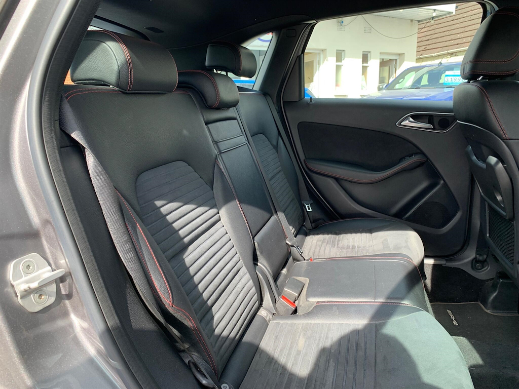 Mercedes-Benz B Class B200 Cdi Sport Black #23
