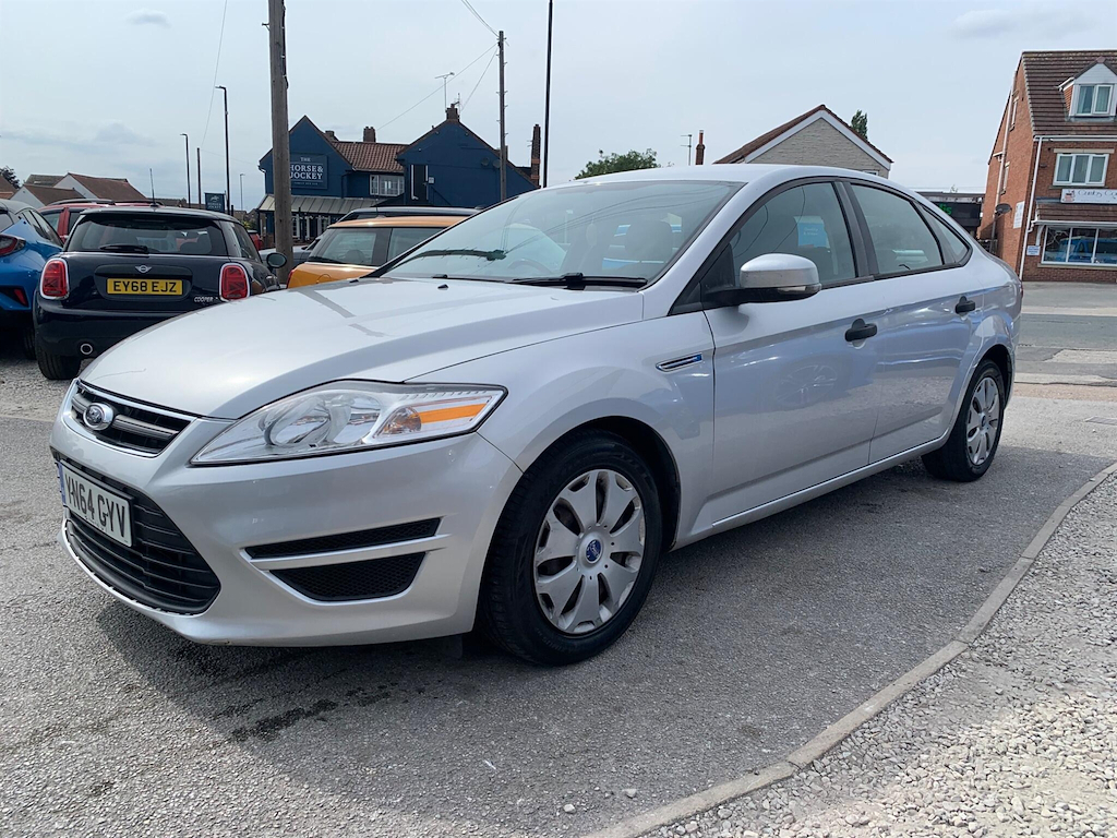 Ford Mondeo 1.6 Tdci Econetic Edge Hatchback Silver #3