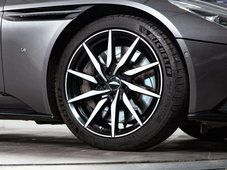 Aston Martin DB11 5.2 V12 Euro 6 Ss Silver #4