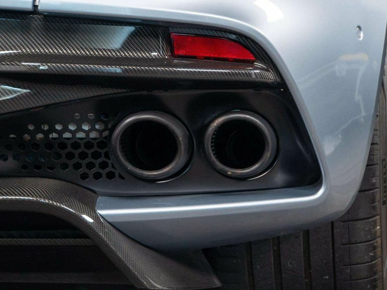 Aston Martin DBS Dbs Superleggera V12 Silver #30