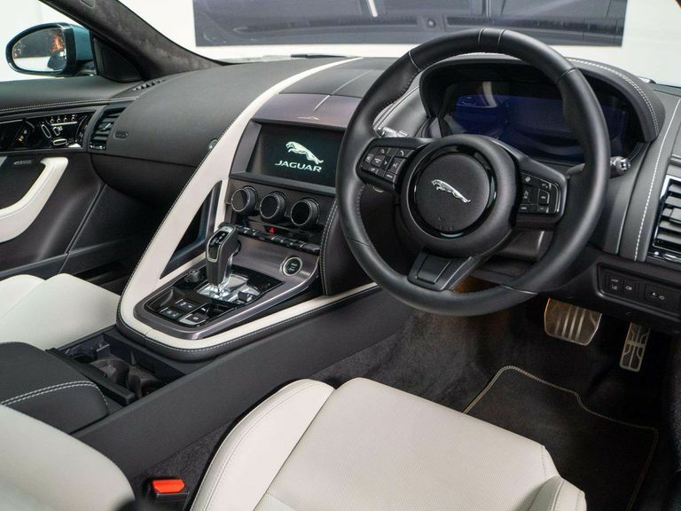 Jaguar F-Type 5.0 V8 75 Plus Coupe Euro 6 Ss Green #3