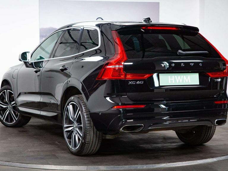 Volvo XC60 2.0H T8 Twin Engine 10.4Kwh R-design Pro Suv P Black #2