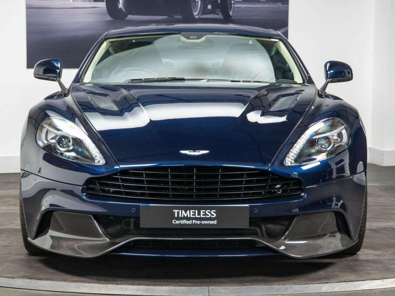 Aston Martin Vanquish Black #7