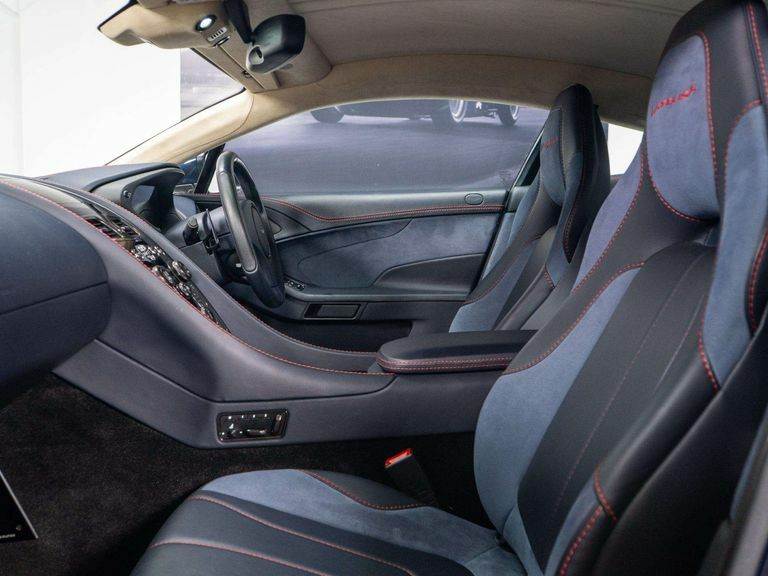 Aston Martin Vanquish Black #34