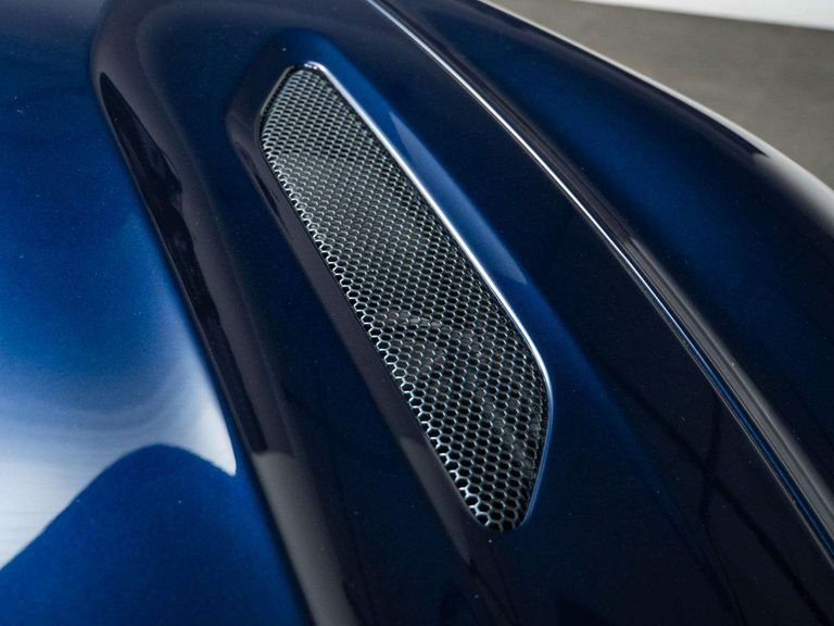 Aston Martin Vanquish Black #21