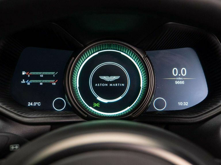 Aston Martin DB11 4.0 V8 Euro 6 Ss Silver #6