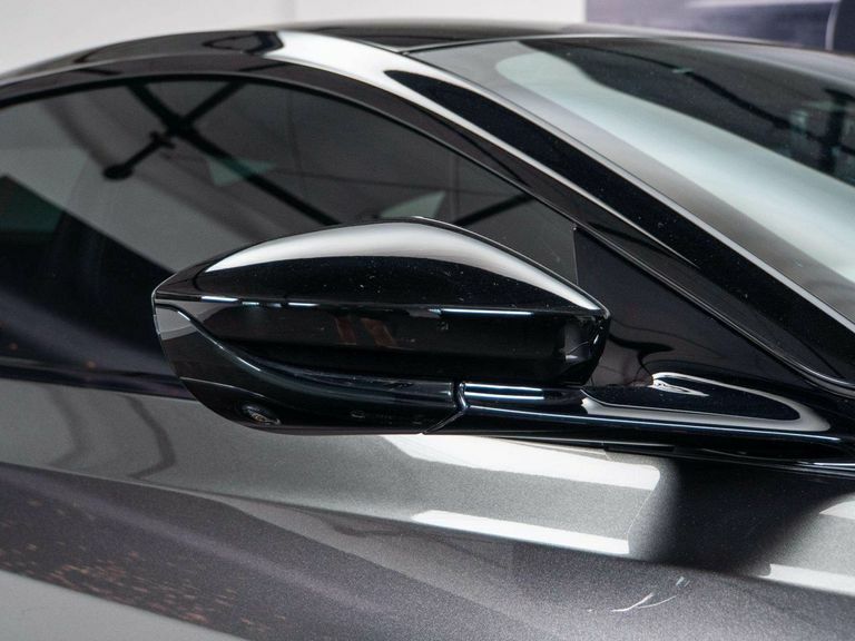 Aston Martin DB11 V8 Volante White #19