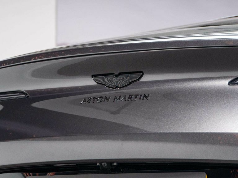Aston Martin DB11 V8 Volante White #8