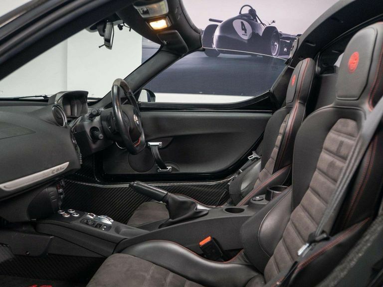 Alfa Romeo 4C Alfa Romeo 4C 1.75 Tbi Tct Red #31