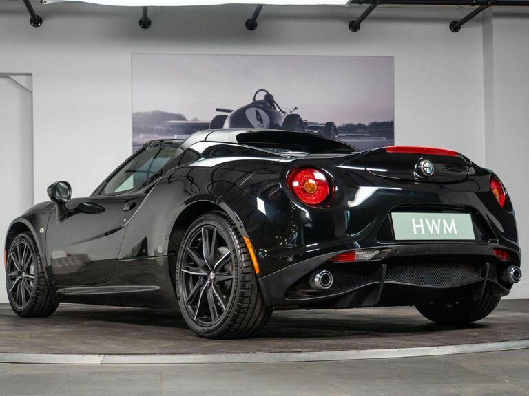 Alfa Romeo 4C Alfa Romeo 4C 1.75 Tbi Tct Red #30