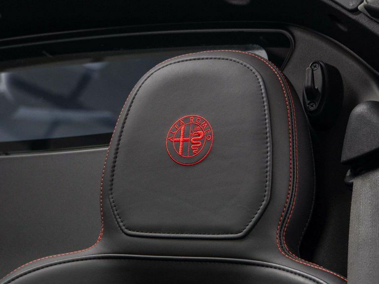 Alfa Romeo 4C 1750 Tbi Spider Tct Euro 6 240 Bhp Black #5