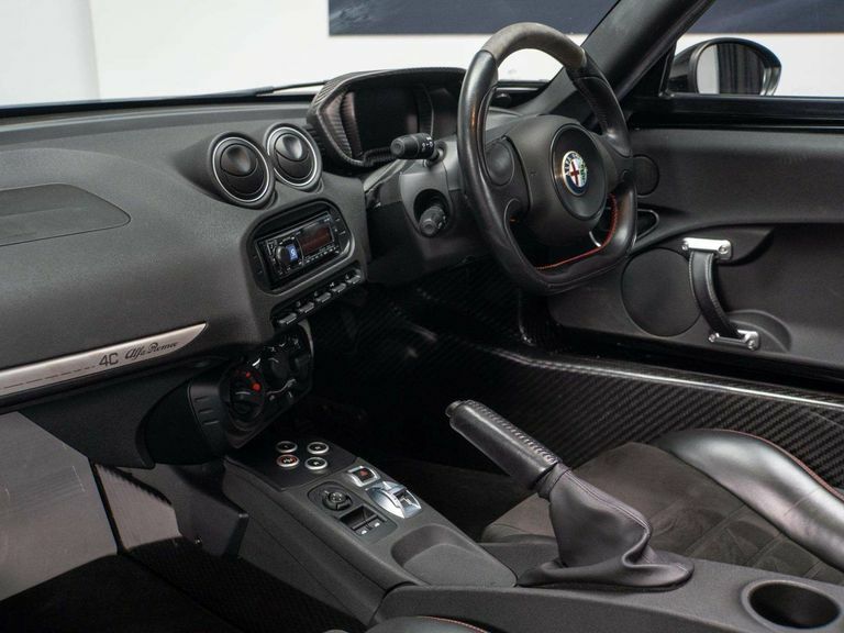 Alfa Romeo 4C Alfa Romeo 4C 1.75 Tbi Tct Red #23