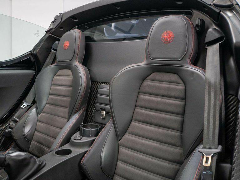 Alfa Romeo 4C Alfa Romeo 4C 1.75 Tbi Tct Red #12