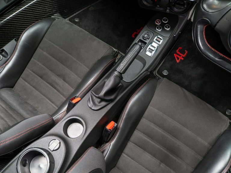 Alfa Romeo 4C Alfa Romeo 4C 1.75 Tbi Tct Red #11