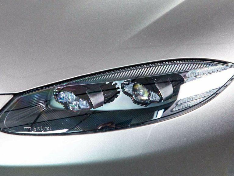Aston Martin Vantage V8 Roadster Euro 6 Silver #39