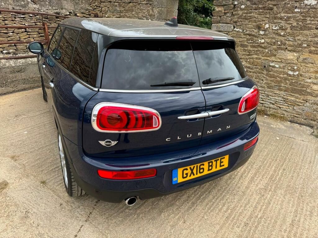 Mini Clubman Estate Red #16