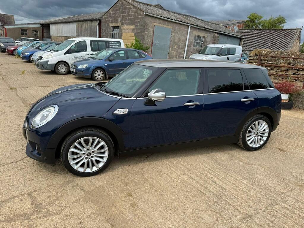 Mini Clubman Estate Red #17