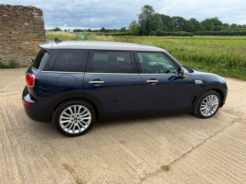 Mini Clubman Estate Red #21