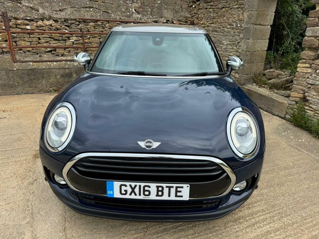 Mini Clubman Estate Red #9