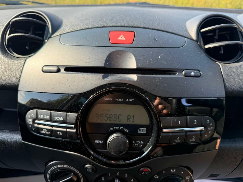 Mazda 2 1.3 Colour Edition 74 Bhp White #27