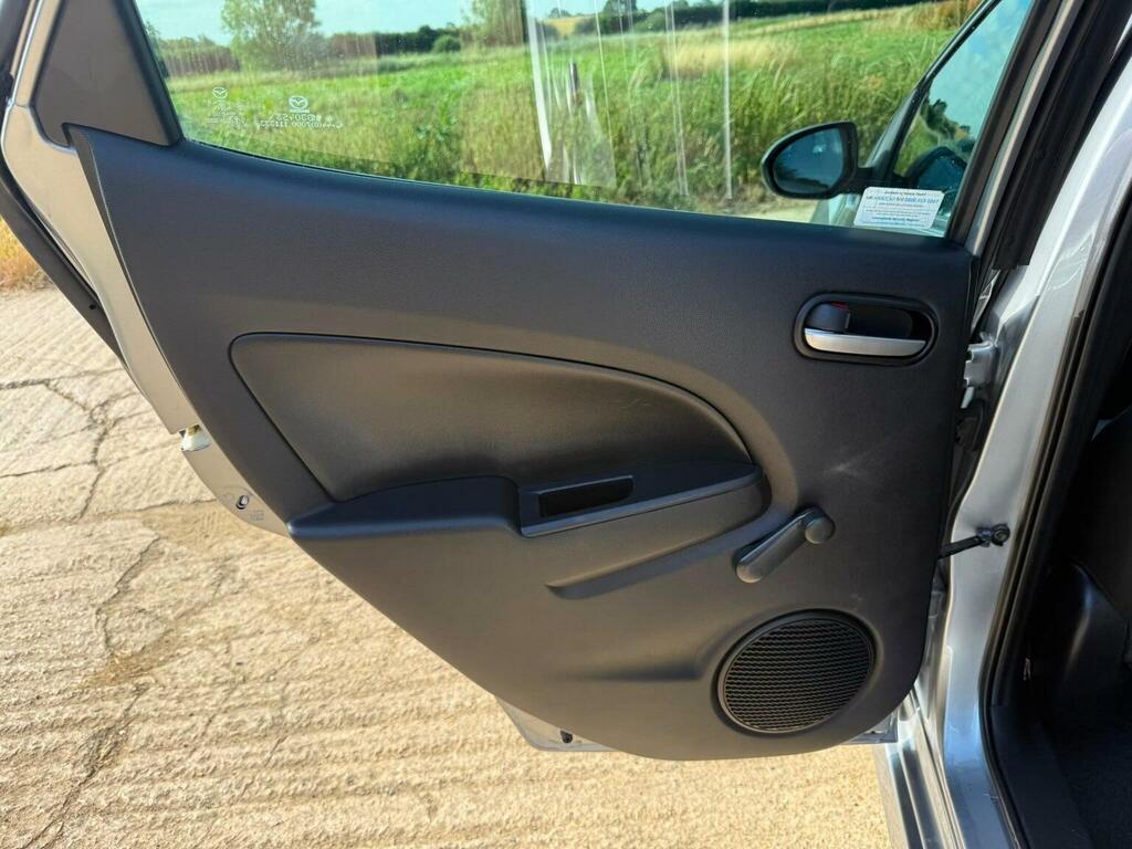 Mazda 2 1.3 Colour Edition 74 Bhp White #44
