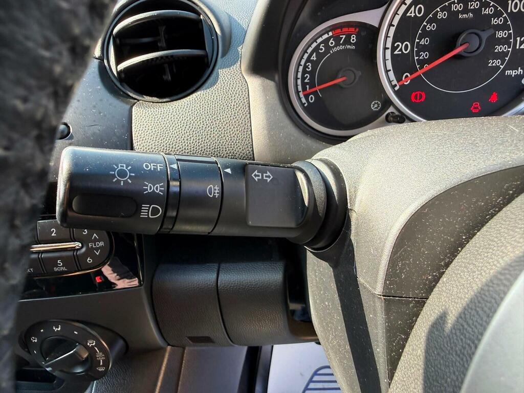 Mazda 2 1.3 Colour Edition 74 Bhp White #37