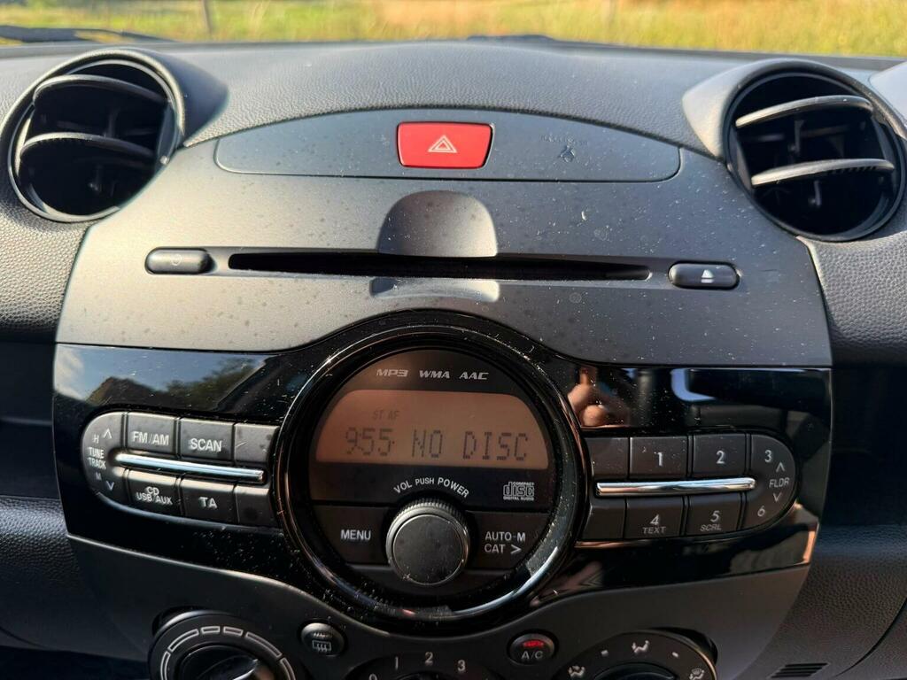 Mazda 2 1.3 Colour Edition 74 Bhp White #25