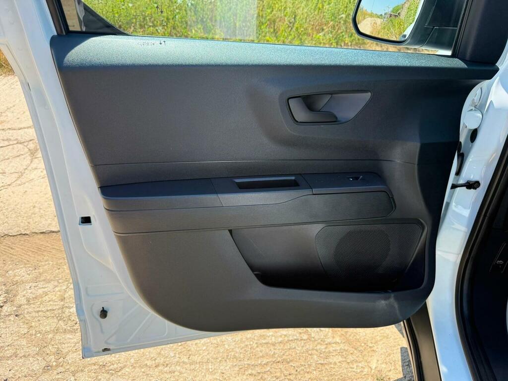 Ford Transit Courier 1.0 Ecoboost 125Ps Limited Van Blue #60