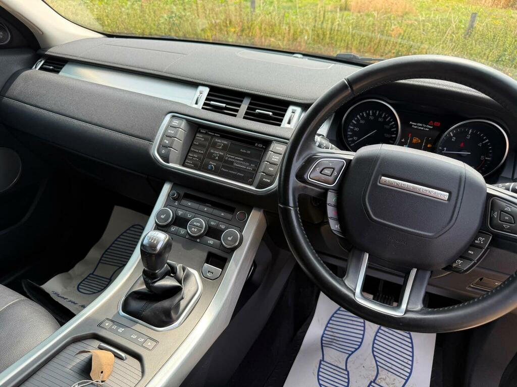 Land Rover Range Rover Evoque 2.2 Sd4 Pure Tech 190 Bhp White #24
