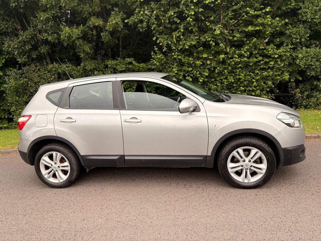 Nissan Qashqai 1.6 Acenta 42,000 Miles With Sat-nav Silver #7