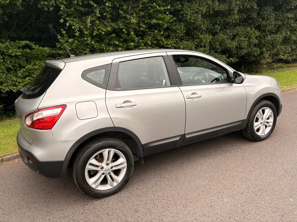 Nissan Qashqai 1.6 Acenta 42,000 Miles With Sat-nav Silver #8