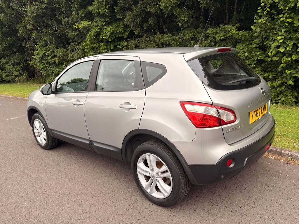 Nissan Qashqai 1.6 Acenta 42,000 Miles With Sat-nav Silver #4