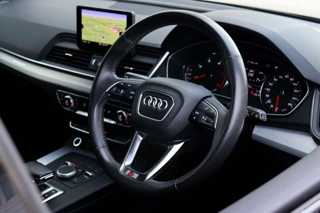 Audi Q5 2L S Line Grey #2
