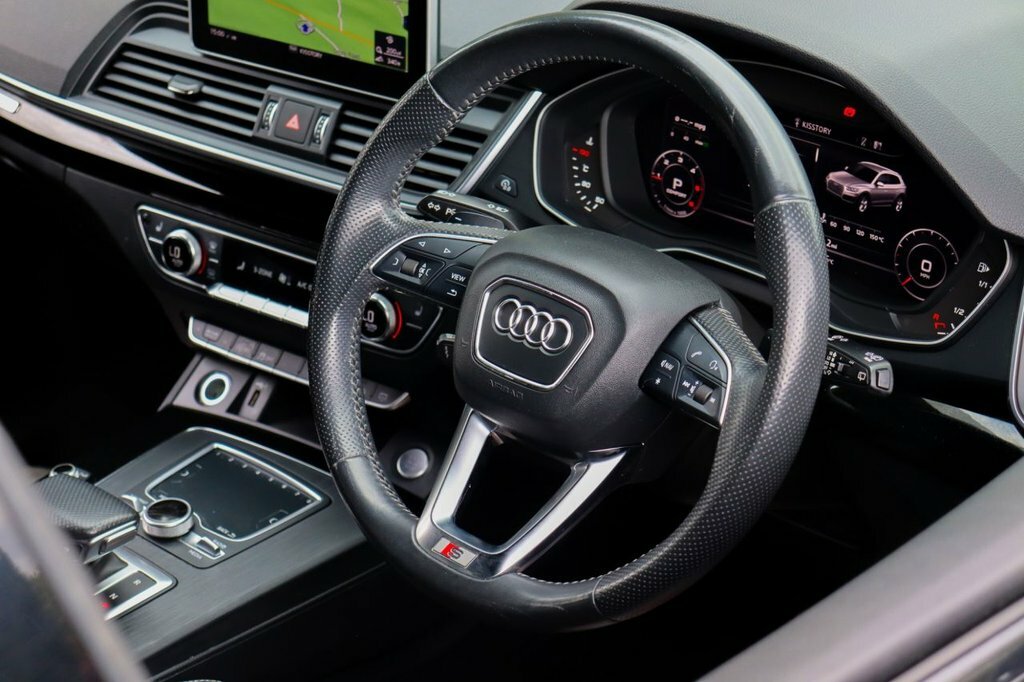 Audi Q5 2L S Line MD19AVF Black #2