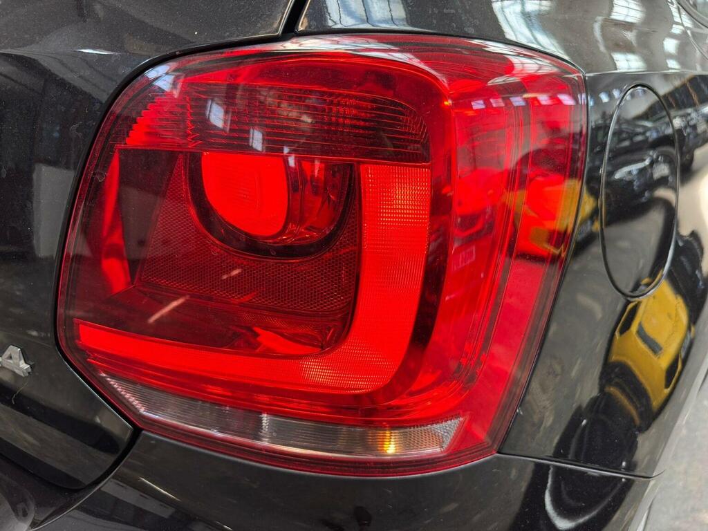 Volkswagen Polo Hatchback 1.4 Match Dsg Euro 5 201161 Black #33
