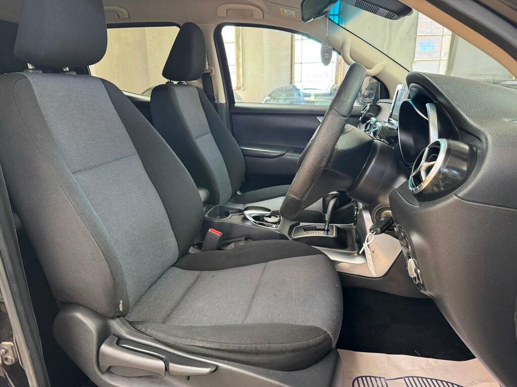 Mercedes-Benz X Class Grey #49