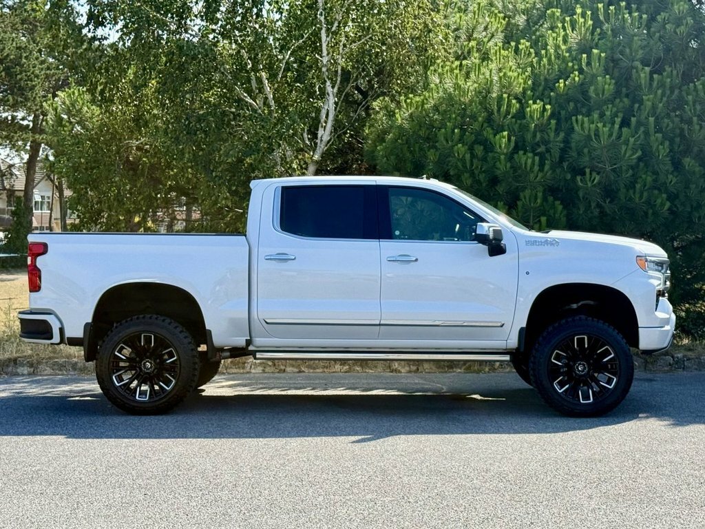 Chevrolet Silverado Petrol L300LLR White #2