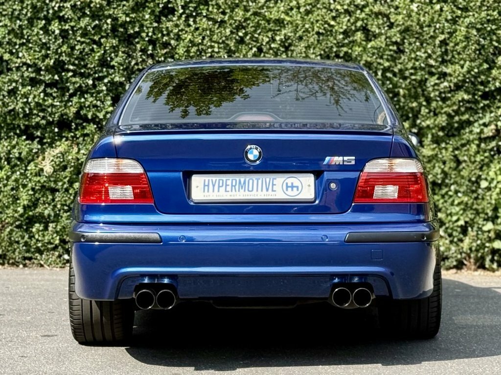 BMW M5 Saloon Blue #4