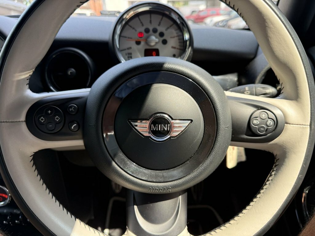 Mini Convertible 1.6 One Euro 6 Blue #13