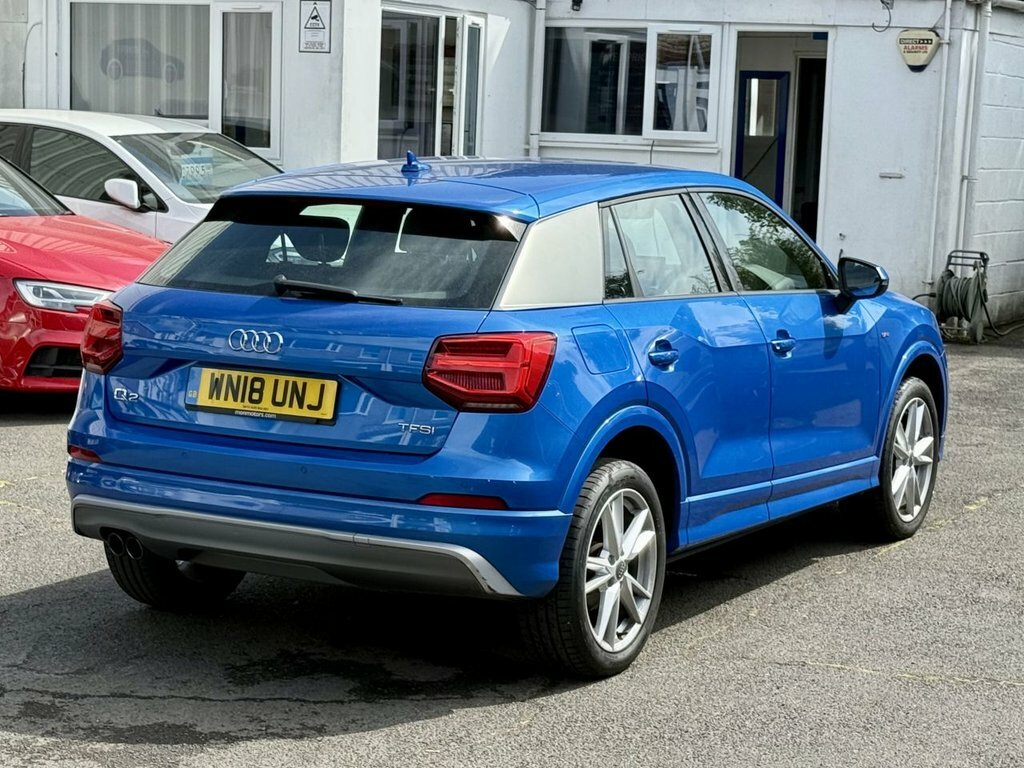 Audi Q2 1L S Line Blue #4