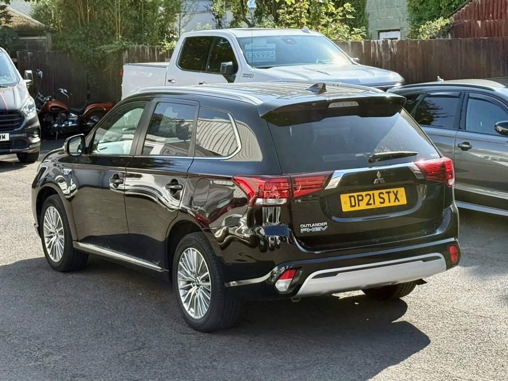 Mitsubishi Outlander 2L Exceed Black #4