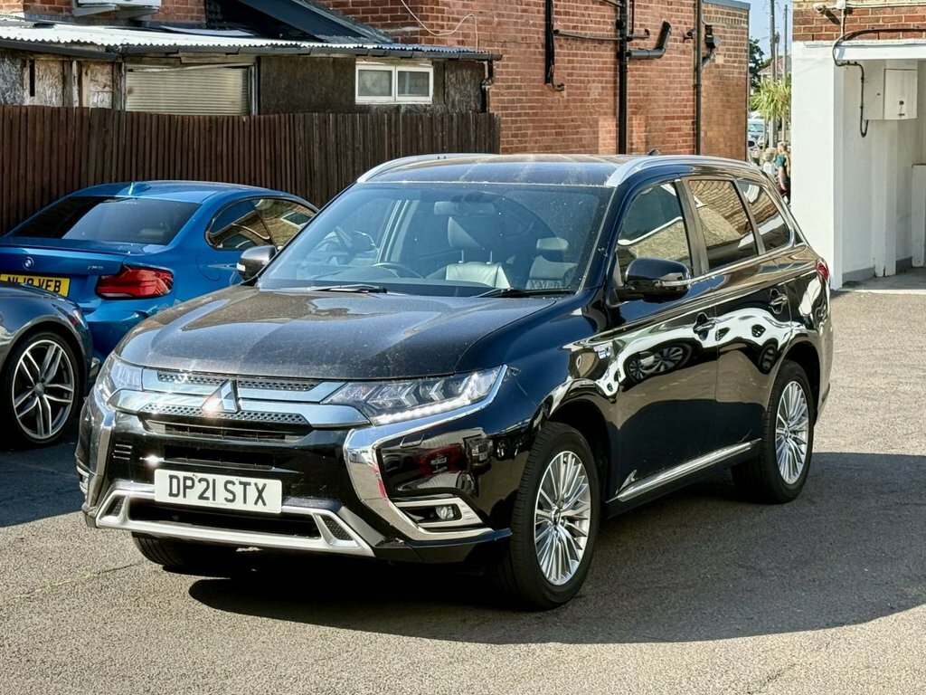 Mitsubishi Outlander 2L Exceed Black #2