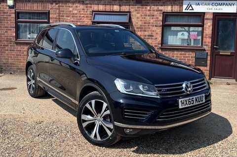 Volkswagen Touareg 3.0 Touareg V6 Black