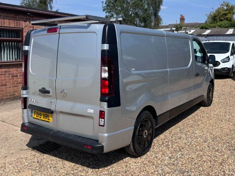 Vauxhall Vivaro 1.6 Vivaro 2900 FD19XRL Silver #3