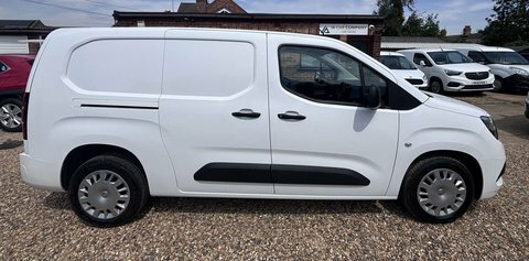 Vauxhall Combo 1.5 Combo 2300 EX70XSN White #2