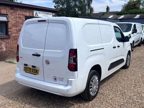 Vauxhall Combo 1.5 Combo 2300 EX70XSN White #3