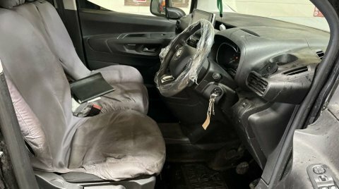 Toyota Proace City 1.5 Proace City MK22NRY Black #5